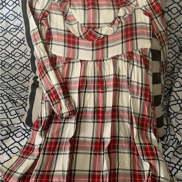 NWT Size 4T Bundle of 4 Girls dresses - Picture 5 of 5